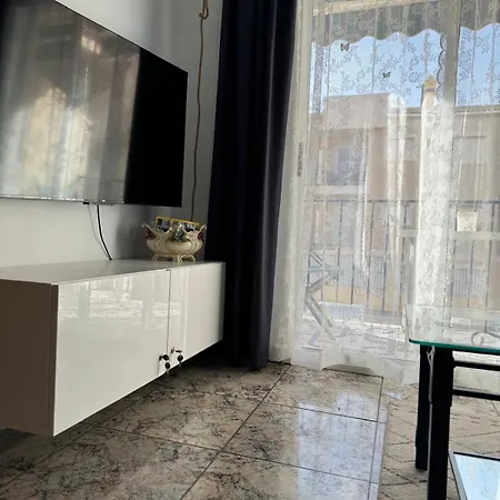 Apartment Chief's *